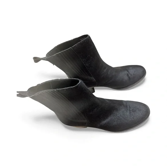 UGG Black Ankle Booties - Picture 7 of 12